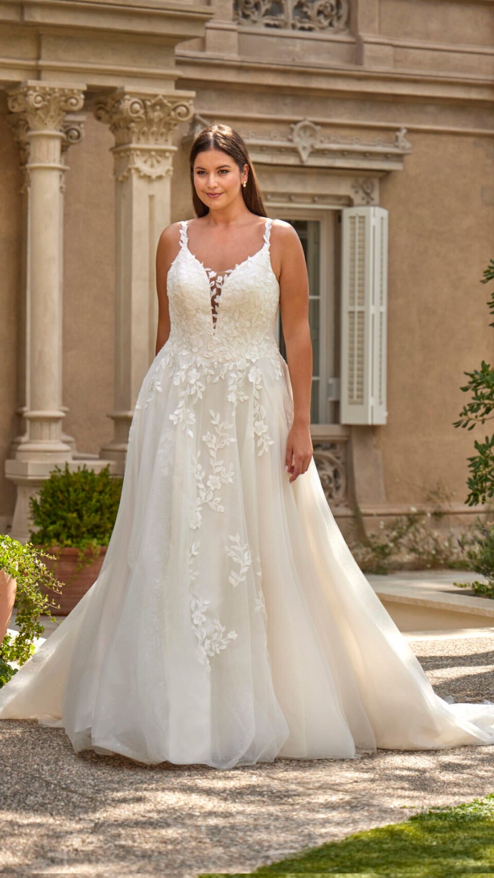 CLARA – Robe de mariée A-Line dentelle dos nu